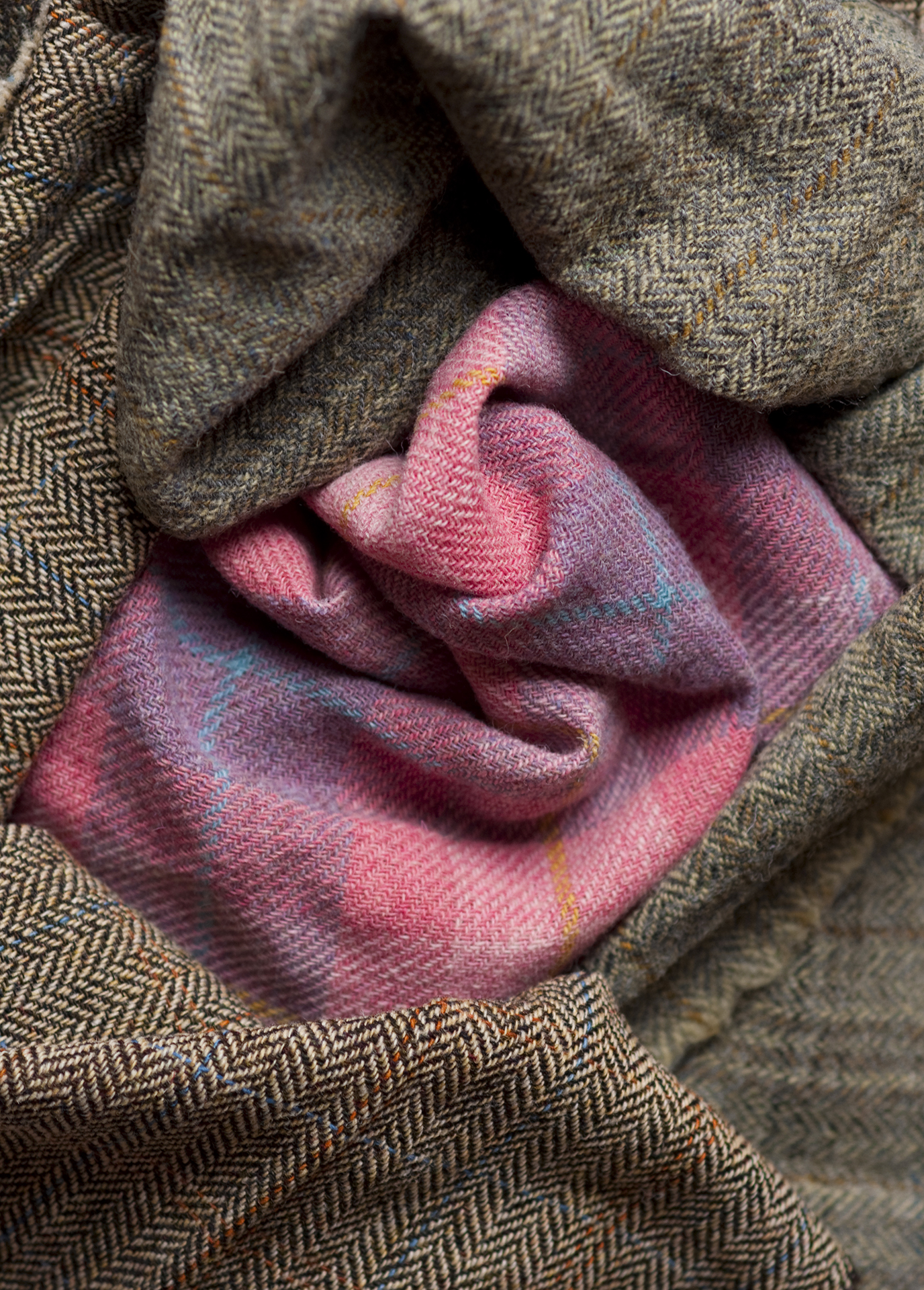 Harris Tweed pink brown