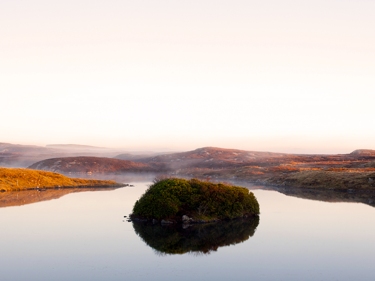 Harris tweed loch mist