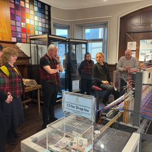 Harris Tweed cruise ambassadors visit loom