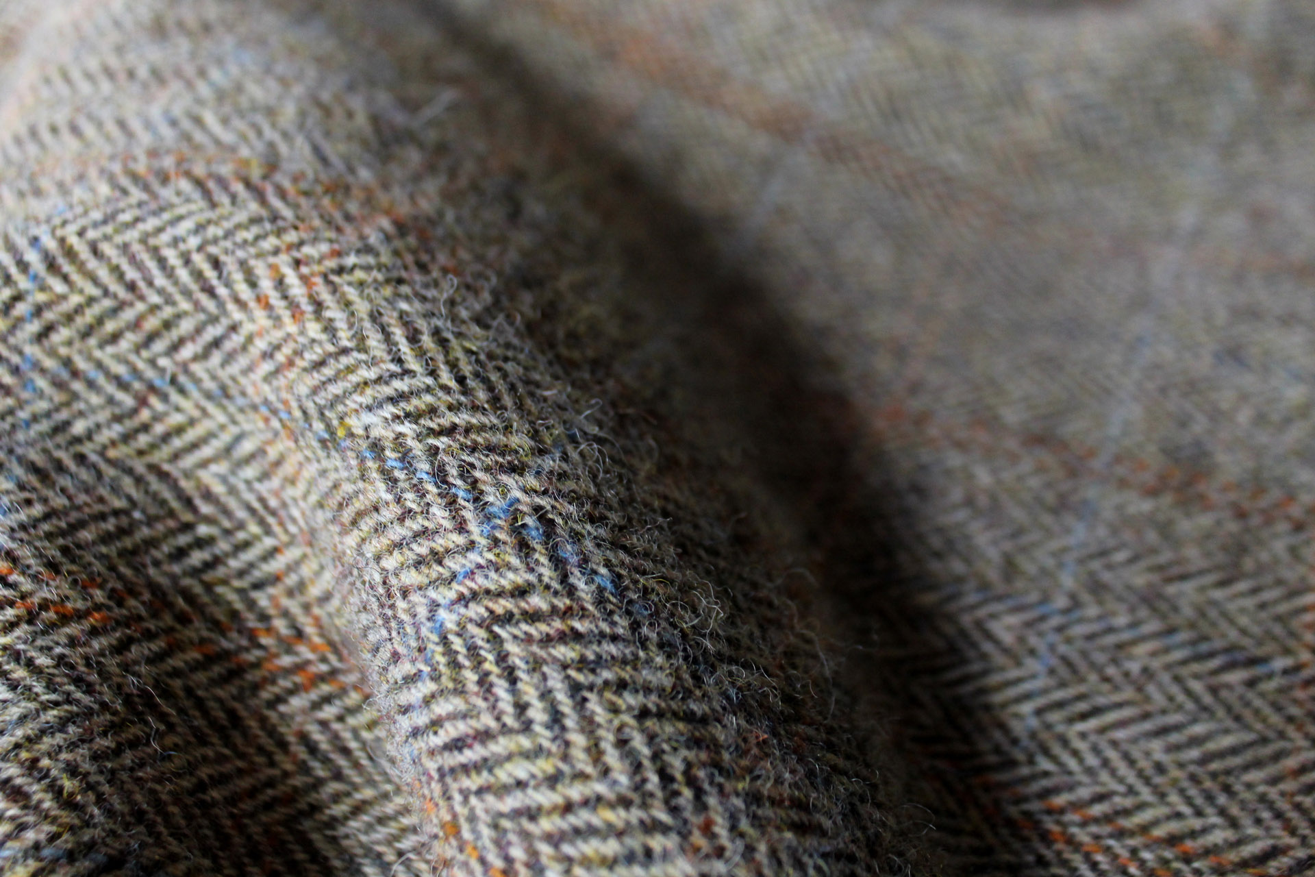 Shifting Seasons - The Harris Tweed Authority