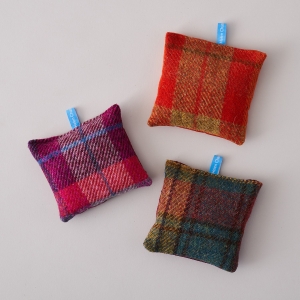 Helen Chatterton Harris Tweed® Lavender Bags