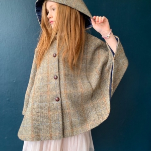 littleladiesandlords fashion Harris Tweed® cape